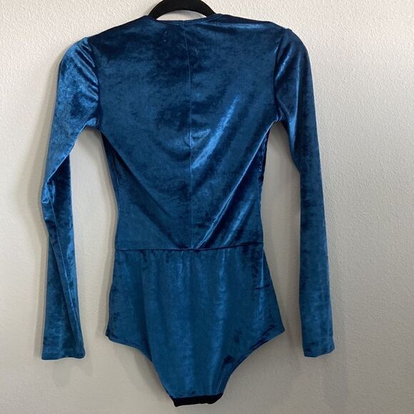 Reformation Avalon Lace Up Bodysuit in Blue petroleum Velvet size XS never used - Picture 12 of 12